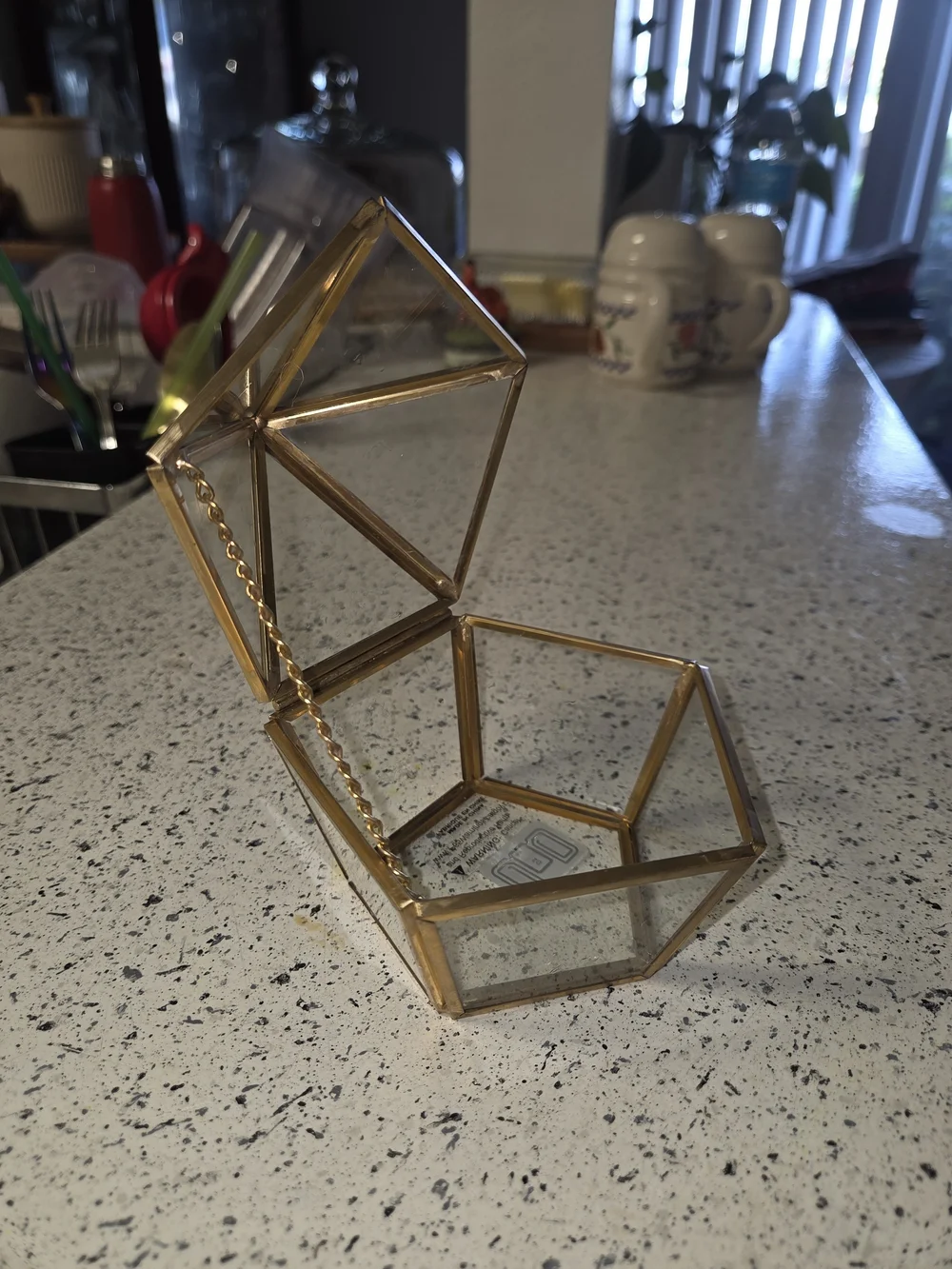 N/A elegant gold